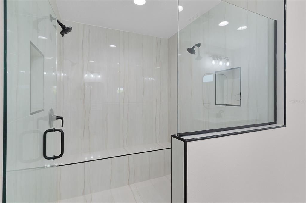 На продажу: $325,000 (3 спален, 2 ванн, 1579 Квадратных фут)