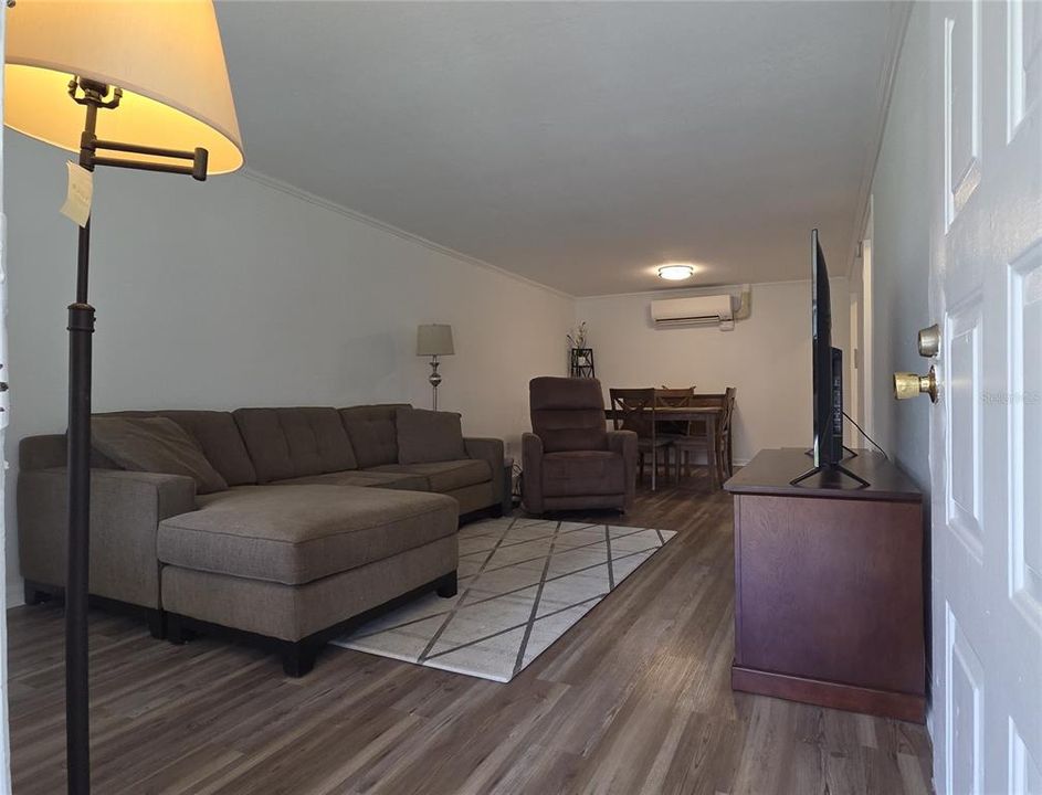 На продажу: $124,900 (1 спален, 1 ванн, 548 Квадратных фут)