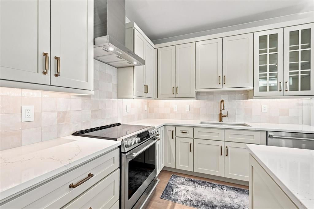 En Venta: $1,800,000 (3 camas, 2 baños, 1885 Pies cuadrados)