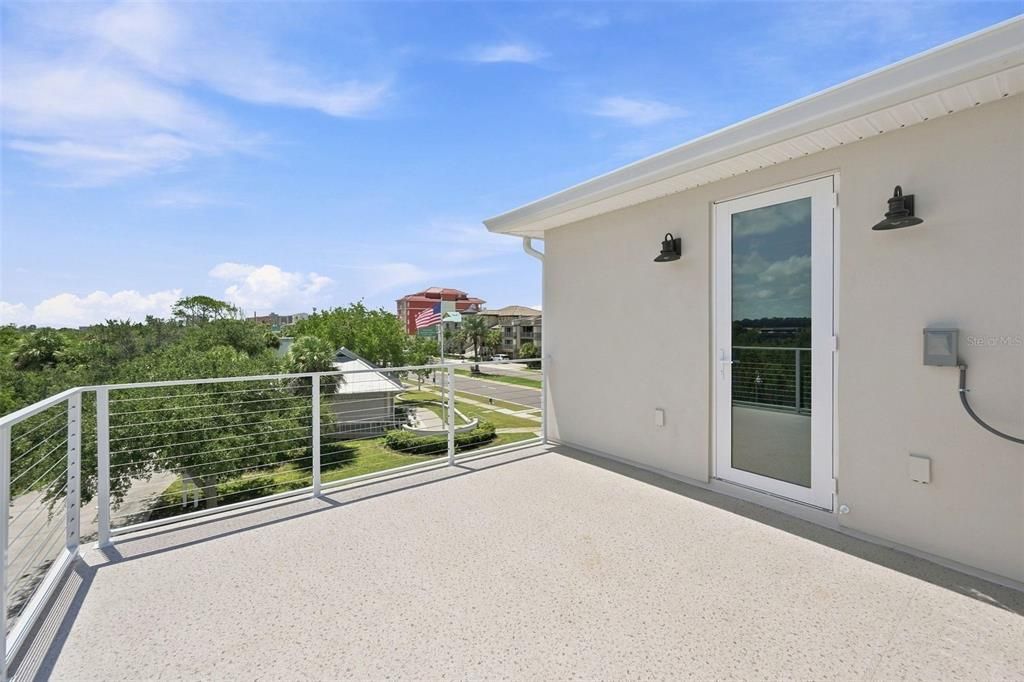En Venta: $1,800,000 (3 camas, 2 baños, 1885 Pies cuadrados)