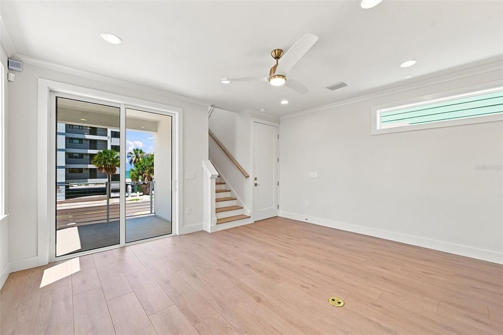 En Venta: $1,800,000 (3 camas, 2 baños, 1885 Pies cuadrados)