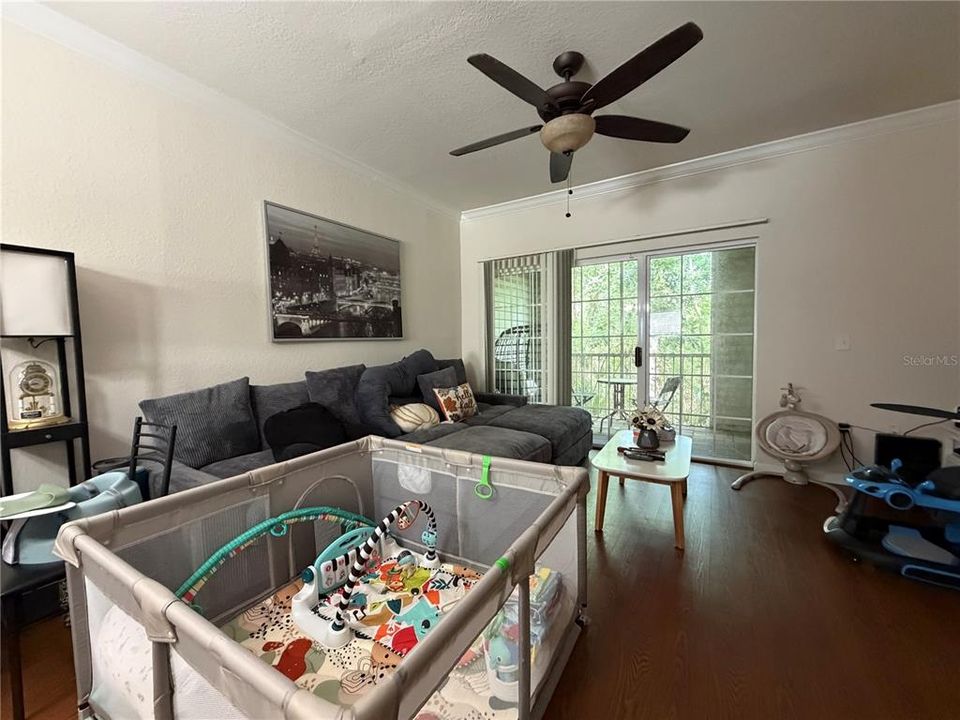 For Rent: $1,550 (2 beds, 2 baths, 1275 Square Feet)
