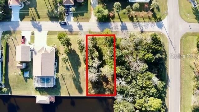 For Sale: $250,000 (0.17 acres)