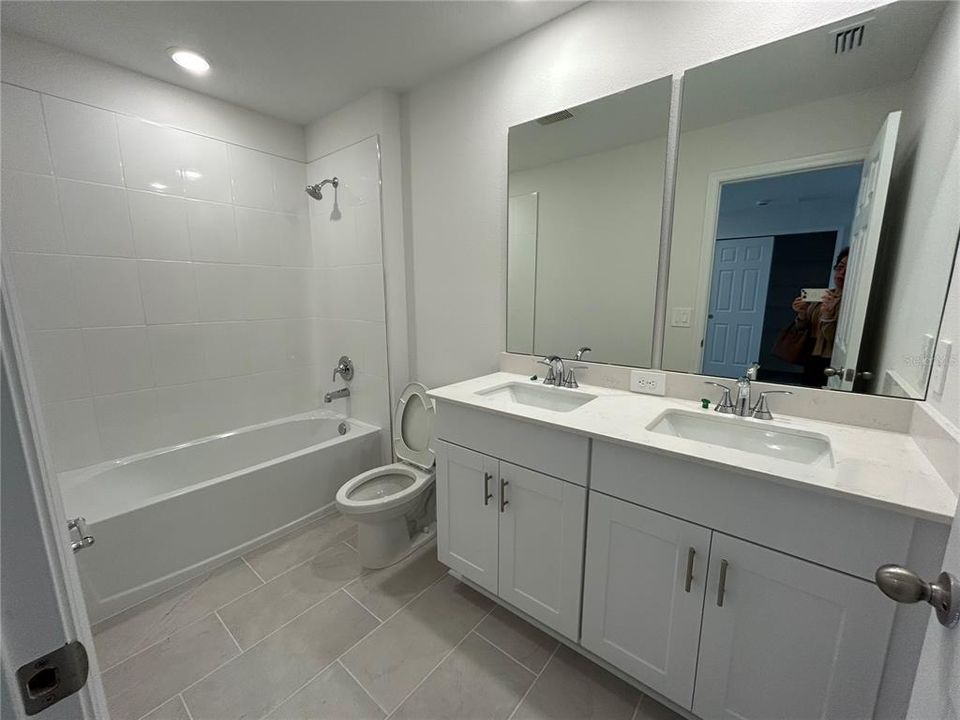 En Renta: $3,700 (4 camas, 3 baños, 2911 Pies cuadrados)