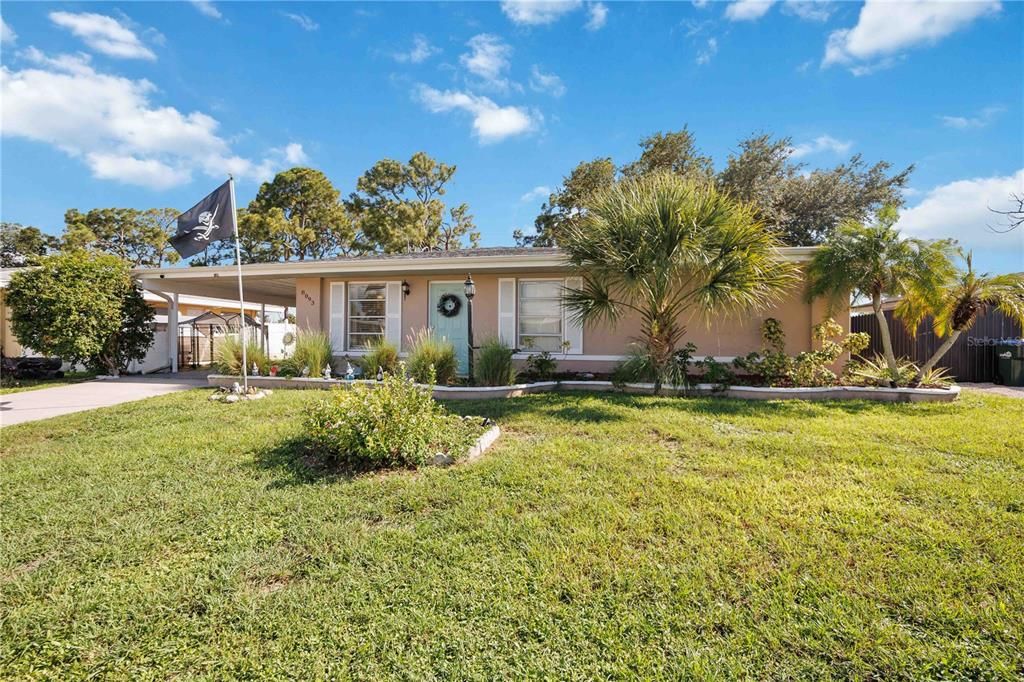 For Sale: $257,500 (3 beds, 1 baths, 1123 Square Feet)