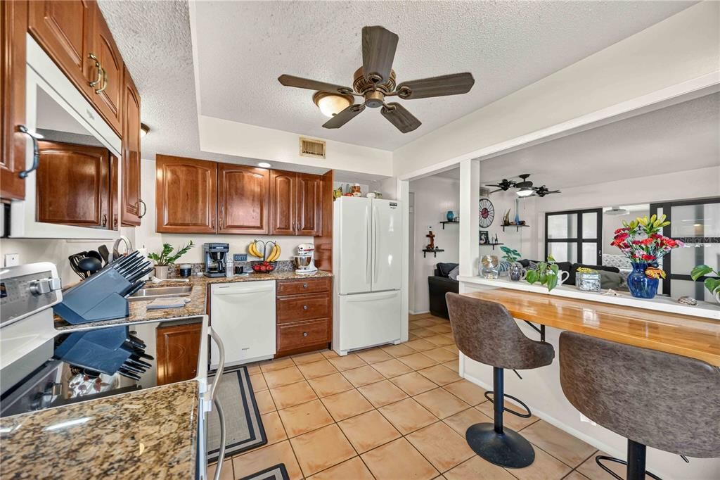 For Sale: $257,500 (3 beds, 1 baths, 1123 Square Feet)