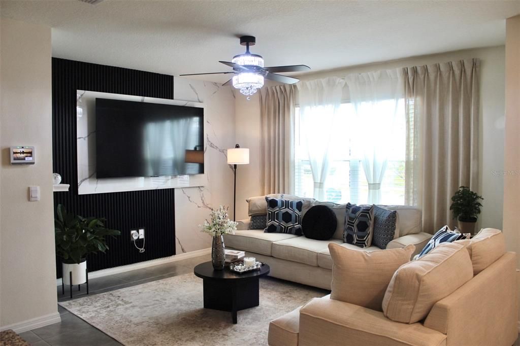 For Rent: $2,400 (3 beds, 2 baths, 1553 Square Feet)