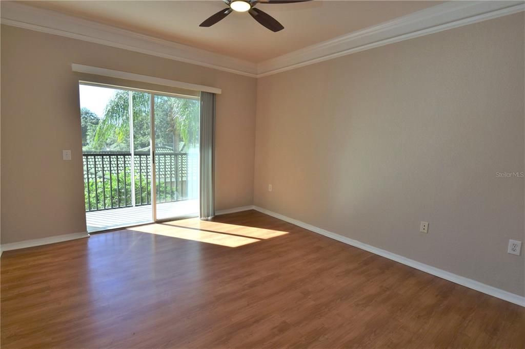 В аренду: $1,450 (1 спален, 1 ванн, 843 Квадратных фут)