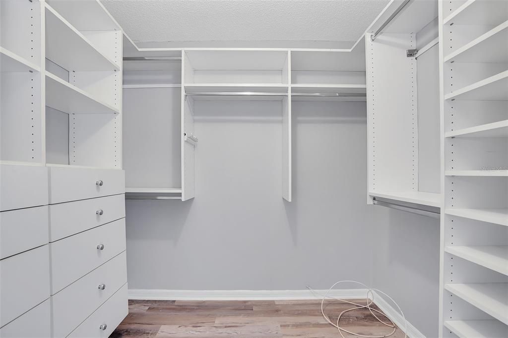 For Rent: $2,200 (3 beds, 2 baths, 1478 Square Feet)