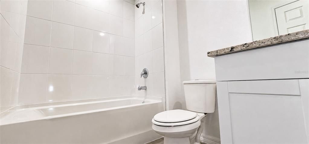 For Rent: $2,350 (3 beds, 2 baths, 1489 Square Feet)