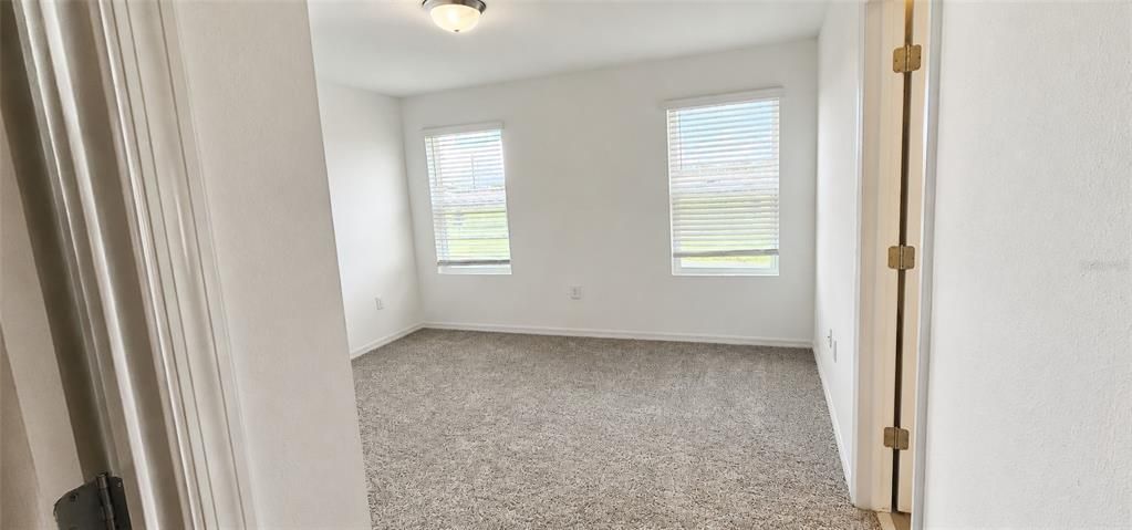 For Rent: $2,350 (3 beds, 2 baths, 1489 Square Feet)