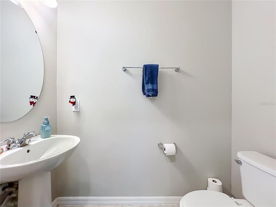 На продажу: $375,000 (3 спален, 2 ванн, 1778 Квадратных фут)