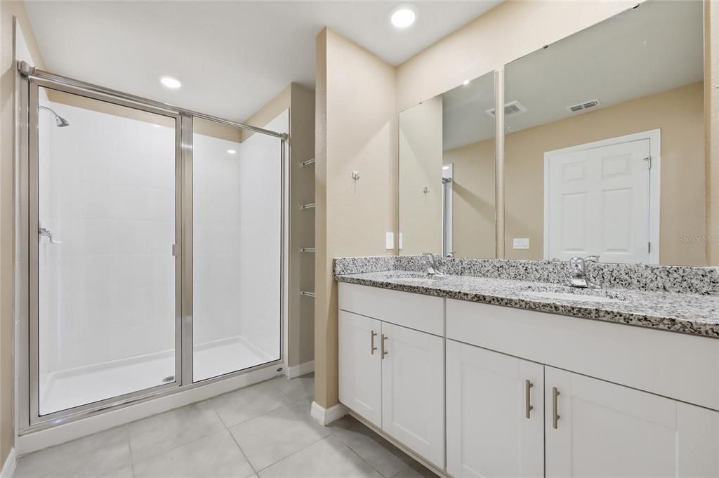 For Sale: $339,000 (3 beds, 2 baths, 1570 Square Feet)