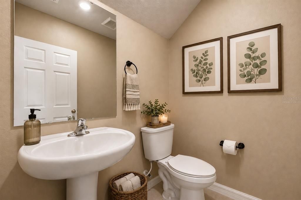 For Sale: $339,000 (3 beds, 2 baths, 1570 Square Feet)