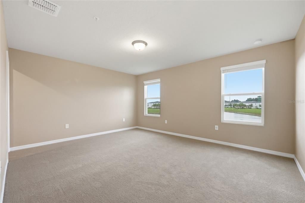 For Sale: $339,000 (3 beds, 2 baths, 1570 Square Feet)