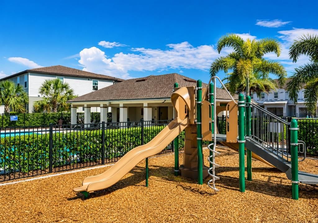 For Sale: $339,000 (3 beds, 2 baths, 1570 Square Feet)