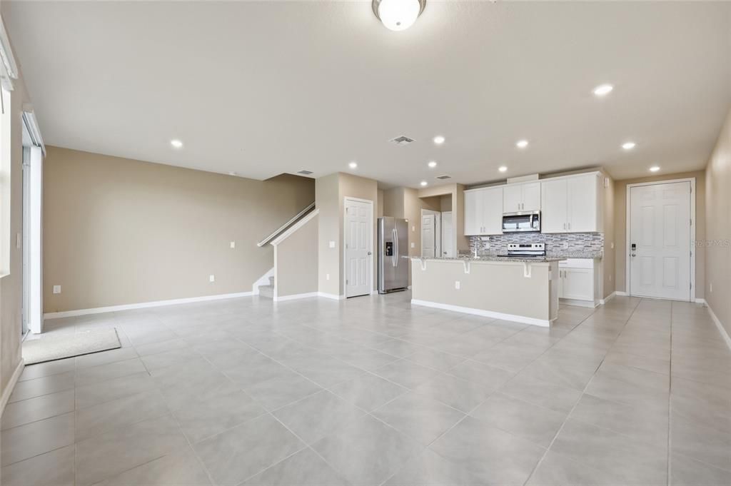 For Sale: $339,000 (3 beds, 2 baths, 1570 Square Feet)