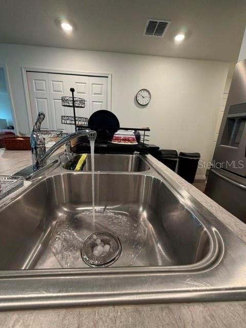 For Rent: $2,300 (4 beds, 2 baths, 2150 Square Feet)