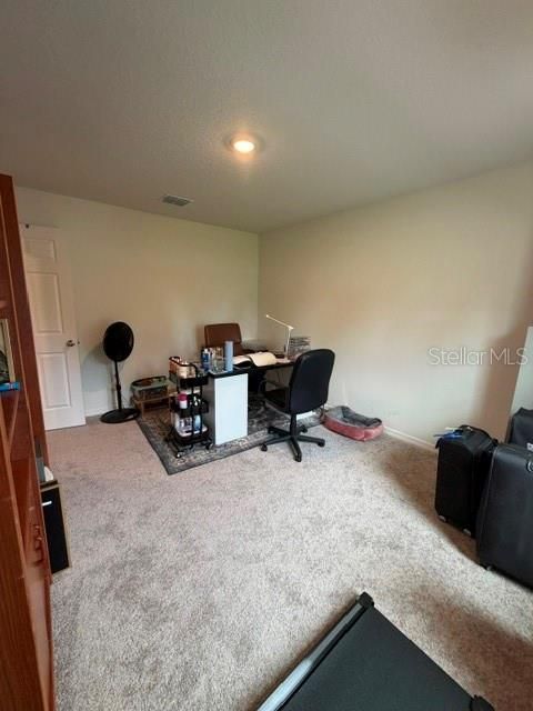 For Rent: $2,300 (4 beds, 2 baths, 2150 Square Feet)