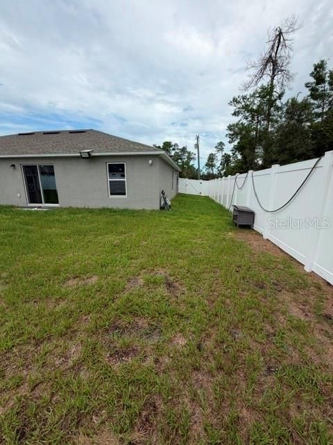 For Rent: $2,300 (4 beds, 2 baths, 2150 Square Feet)
