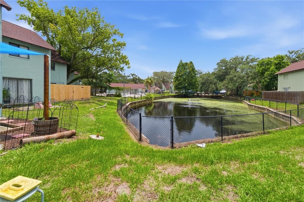 For Sale: $149,900 (2 beds, 1 baths, 1012 Square Feet)