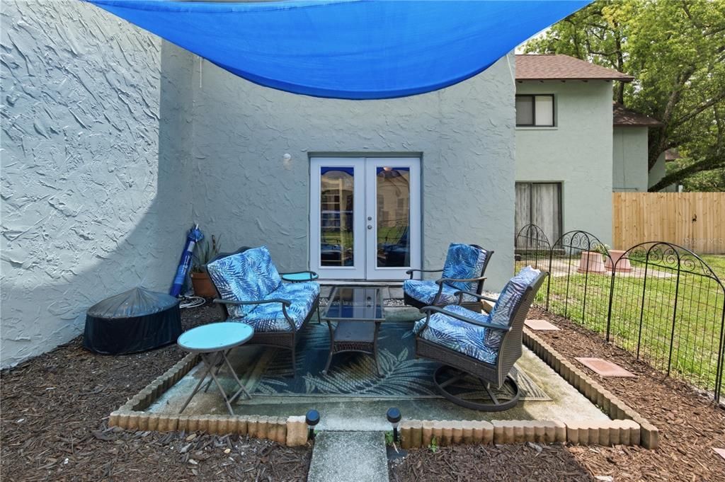 For Sale: $149,900 (2 beds, 1 baths, 1012 Square Feet)