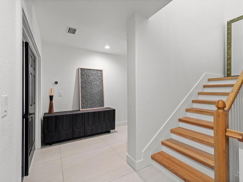 En Venta: $1,150,000 (4 camas, 3 baños, 2544 Pies cuadrados)