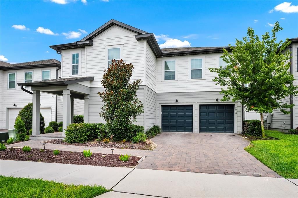 For Sale: $879,900 (4 beds, 3 baths, 2791 Square Feet)