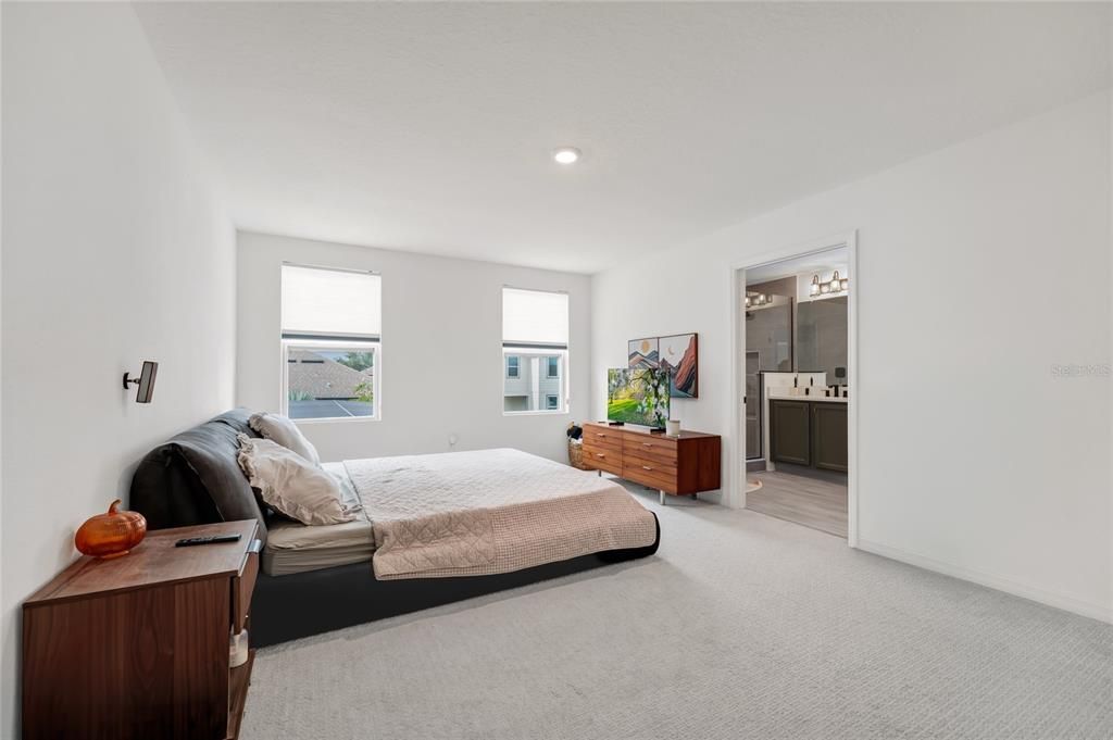 For Sale: $879,900 (4 beds, 3 baths, 2791 Square Feet)