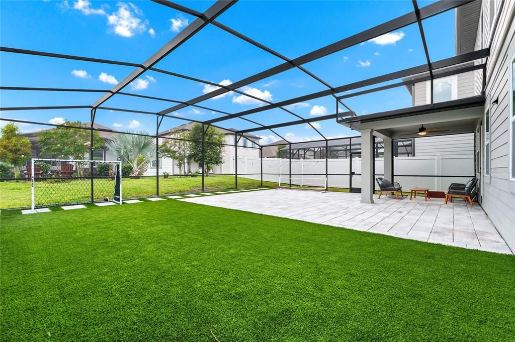 For Sale: $879,900 (4 beds, 3 baths, 2791 Square Feet)