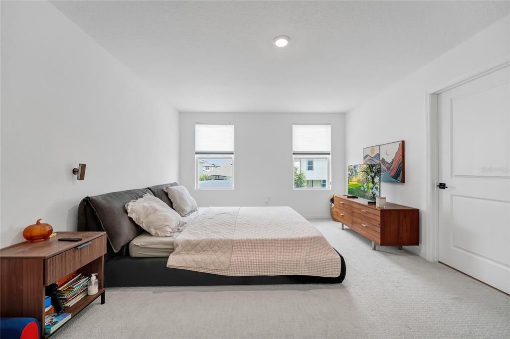 For Sale: $879,900 (4 beds, 3 baths, 2791 Square Feet)