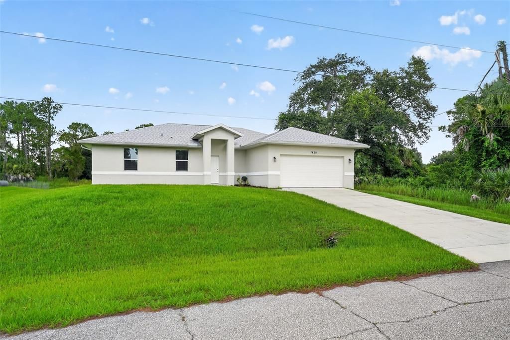 For Sale: $285,000 (3 beds, 2 baths, 1506 Square Feet)