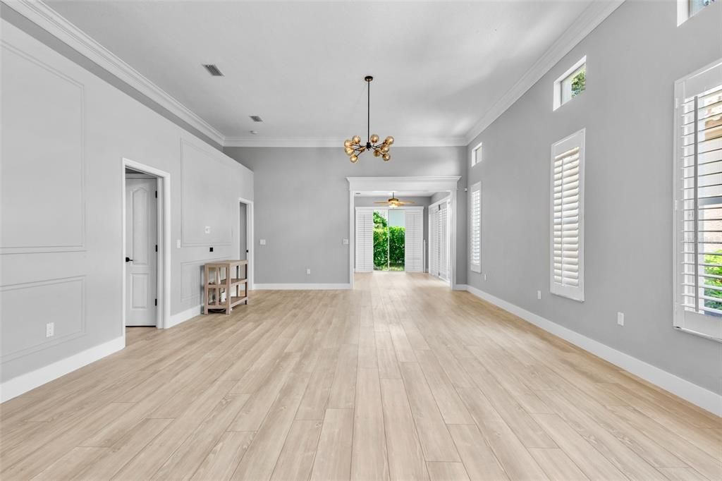 For Sale: $459,000 (2 beds, 2 baths, 1735 Square Feet)