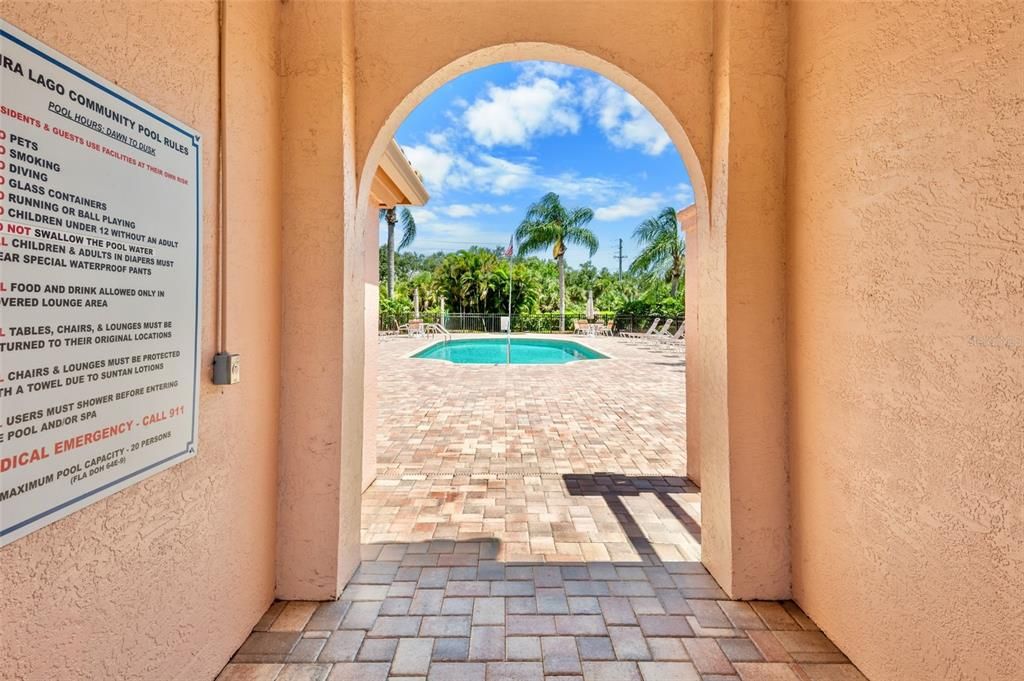 For Sale: $459,000 (2 beds, 2 baths, 1735 Square Feet)