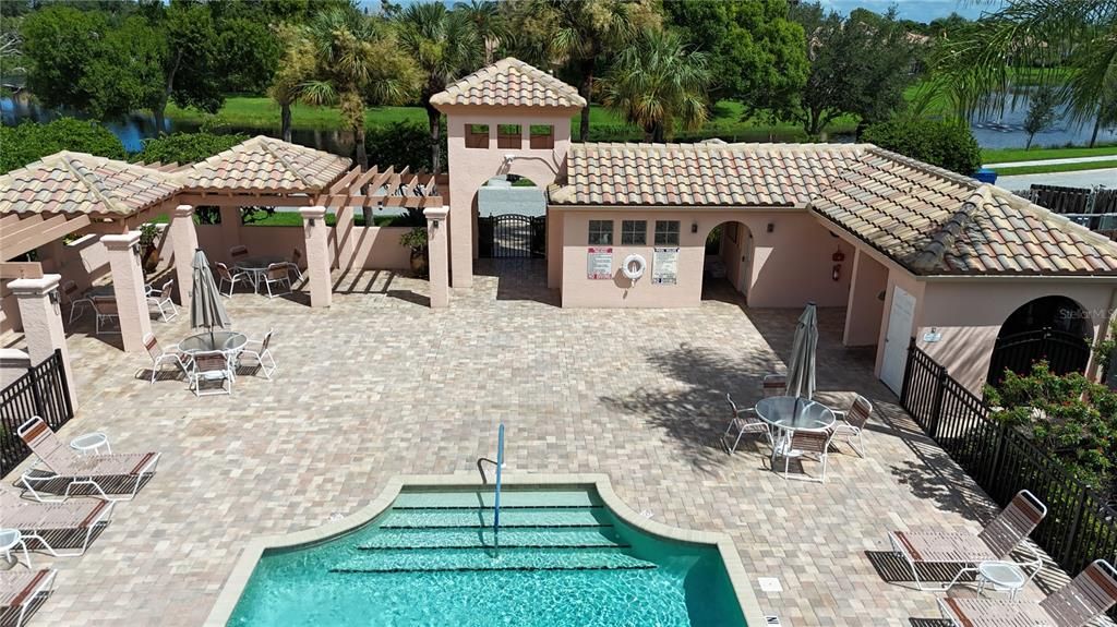 For Sale: $459,000 (2 beds, 2 baths, 1735 Square Feet)