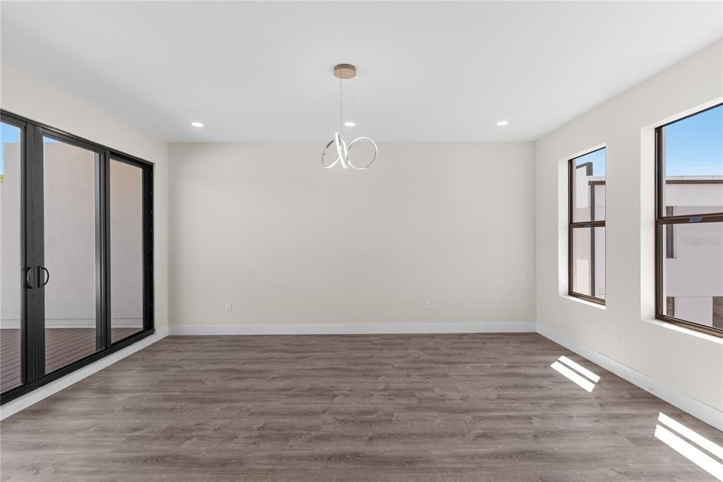 For Sale: $590,000 (4 beds, 3 baths, 2143 Square Feet)