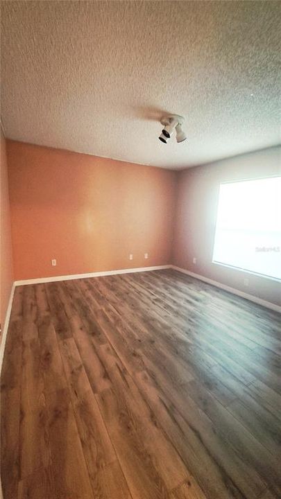 En Renta: $1,850 (4 camas, 2 baños, 1745 Pies cuadrados)