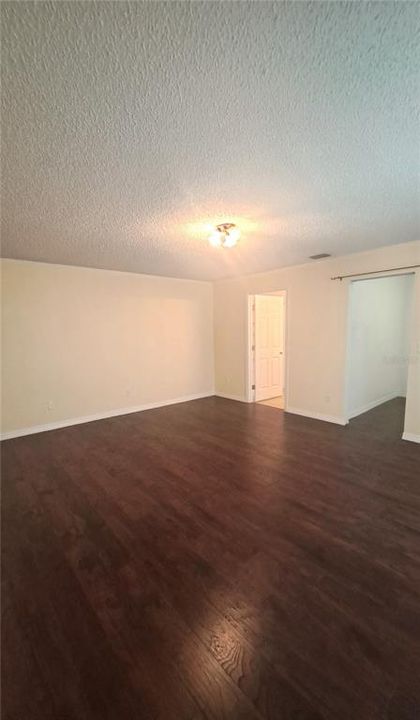 En Renta: $1,850 (4 camas, 2 baños, 1745 Pies cuadrados)