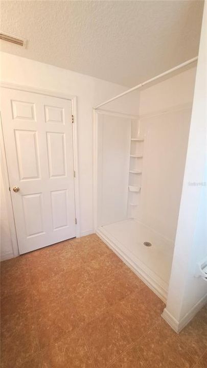 En Renta: $1,850 (4 camas, 2 baños, 1745 Pies cuadrados)