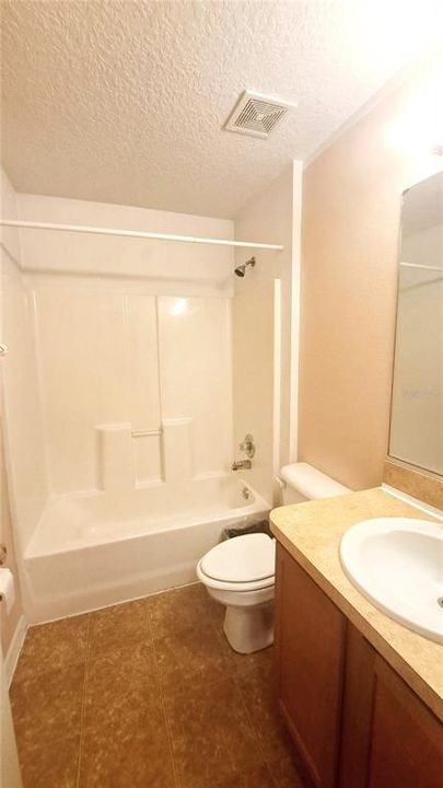 En Renta: $1,850 (4 camas, 2 baños, 1745 Pies cuadrados)