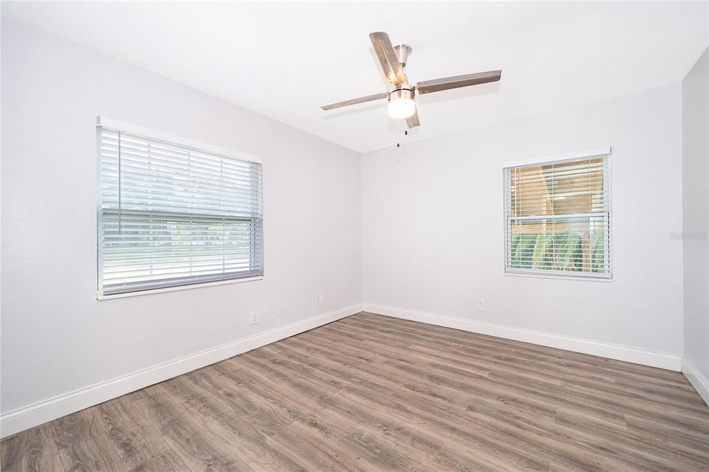 For Sale: $395,000 (4 beds, 2 baths, 1944 Square Feet)