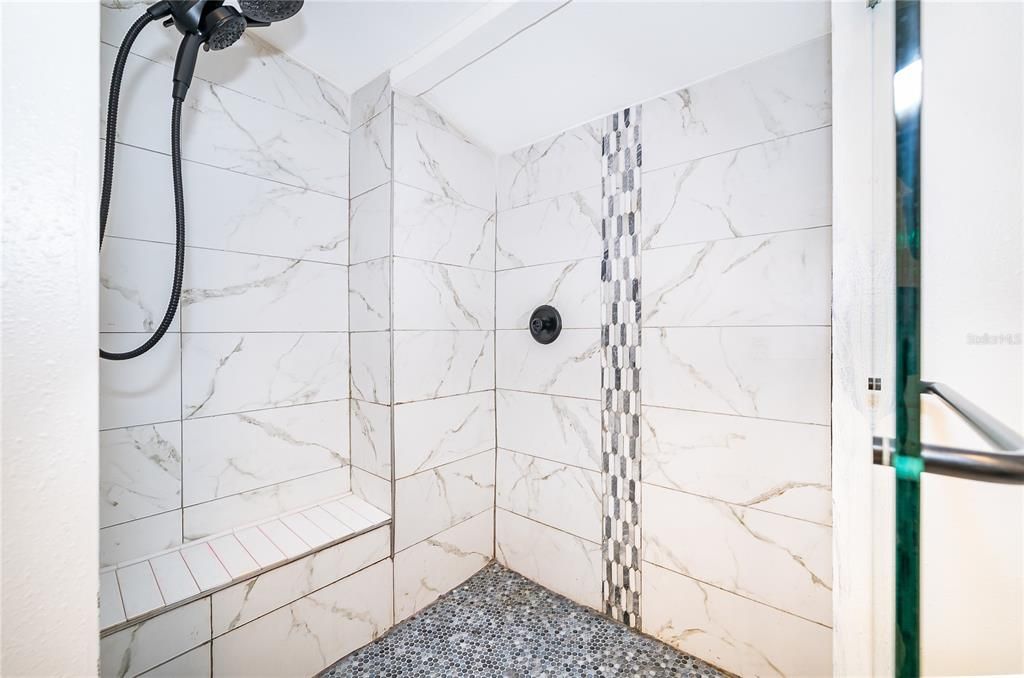 For Sale: $395,000 (4 beds, 2 baths, 1944 Square Feet)
