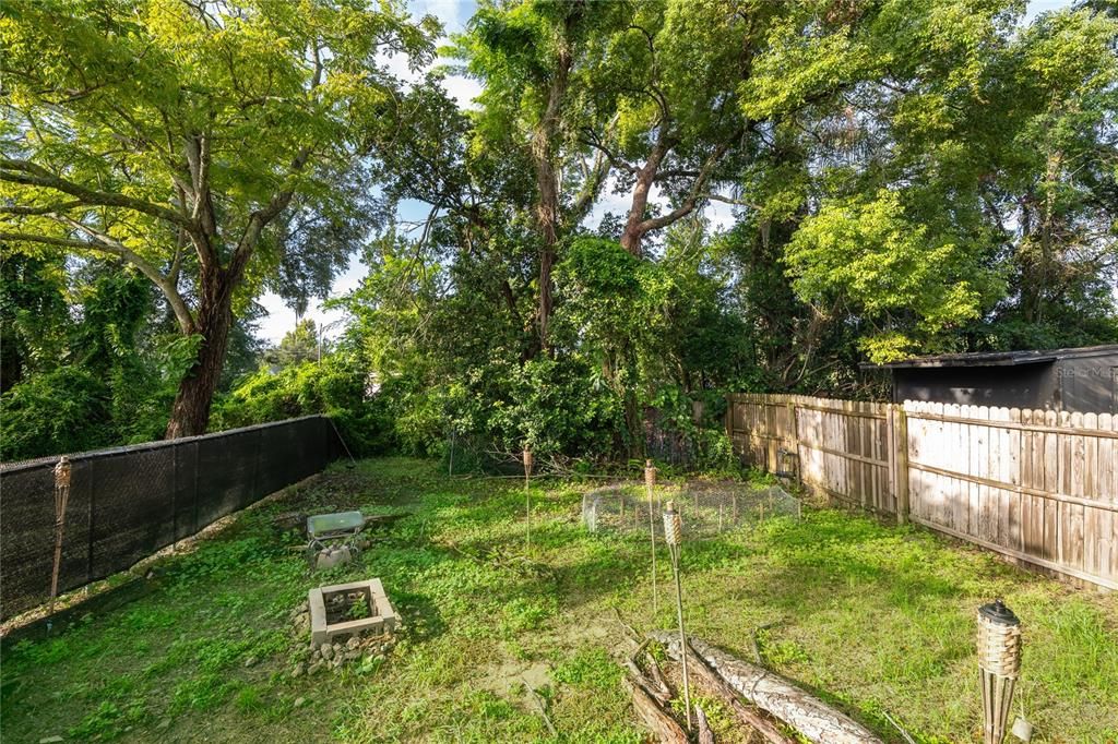 For Sale: $395,000 (4 beds, 2 baths, 1944 Square Feet)