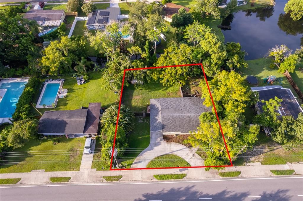For Sale: $395,000 (4 beds, 2 baths, 1944 Square Feet)