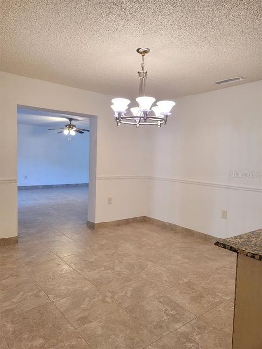 For Rent: $2,500 (4 beds, 2 baths, 2136 Square Feet)