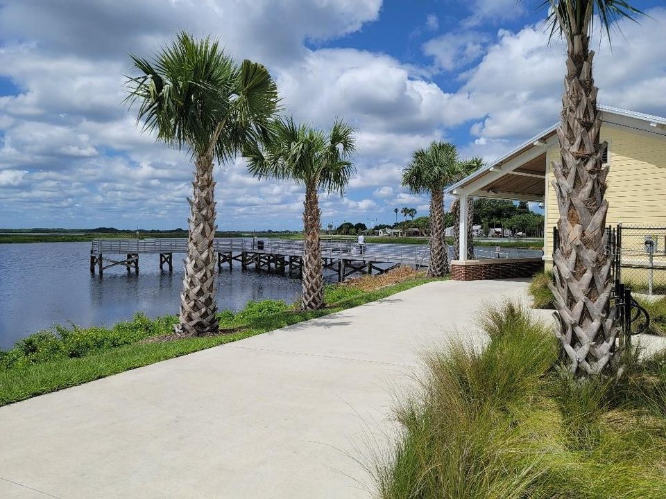 For Rent: $2,500 (4 beds, 2 baths, 2136 Square Feet)