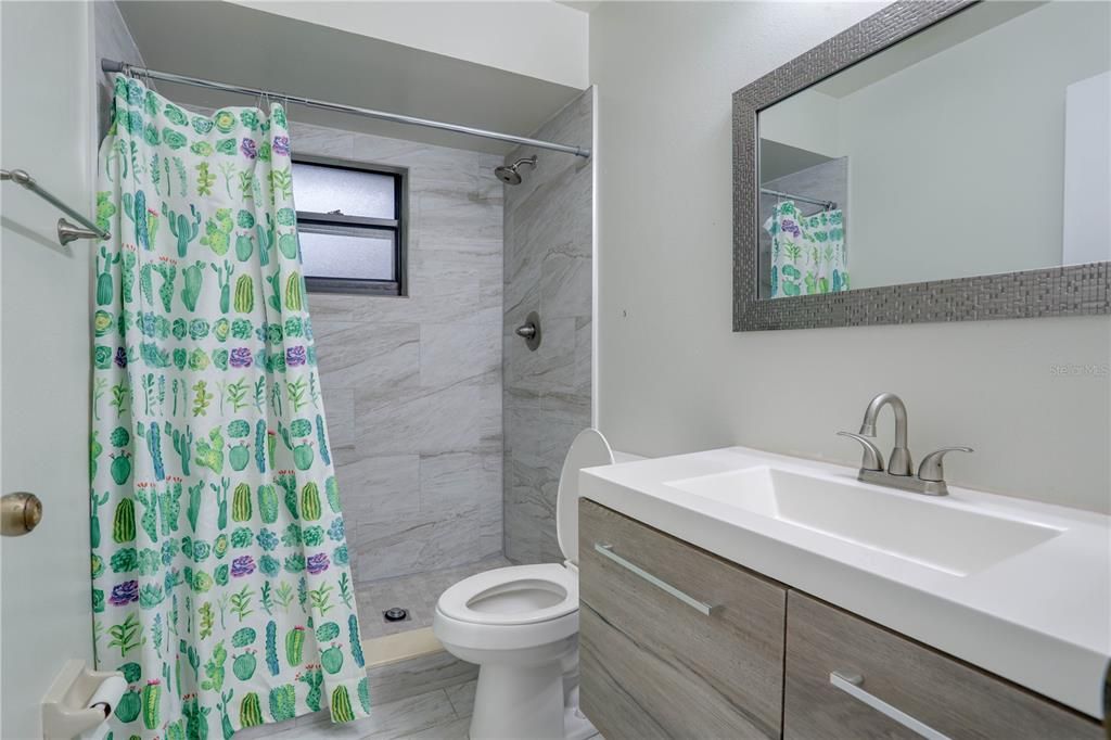 В аренду: $1,995 (2 спален, 2 ванн, 930 Квадратных фут)