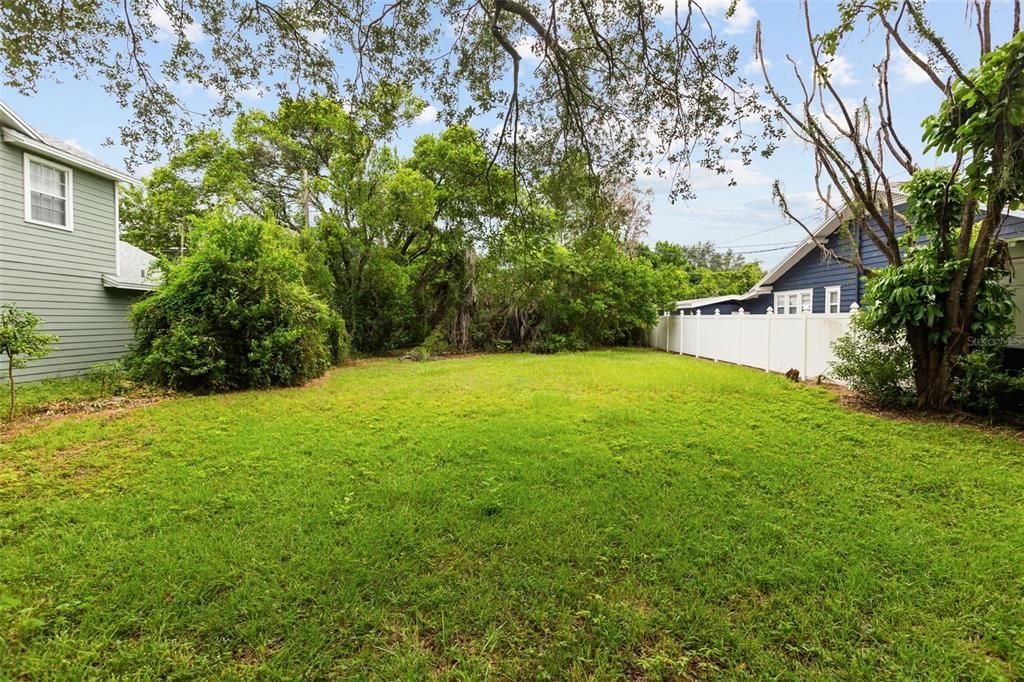 For Sale: $415,000 (0.15 acres)