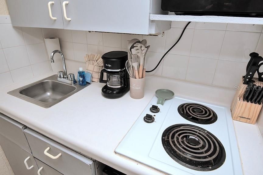 For Sale: $110,000 (0 beds, 1 baths, 402 Square Feet)