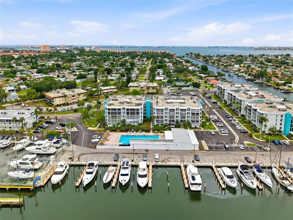 En Venta: $299,900 (3 camas, 2 baños, 1500 Pies cuadrados)